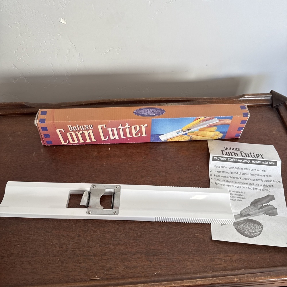 Vintage Deluxe‎ Corn Cutter 15 inches long White Plastic Steel